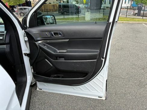 Used 2016 Ford Explorer 4WD Police Interceptor w/ Ready For The Road Package image 12