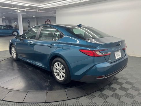Used 2026 Toyota Camry LE w/ Convenience Package FWD image 6