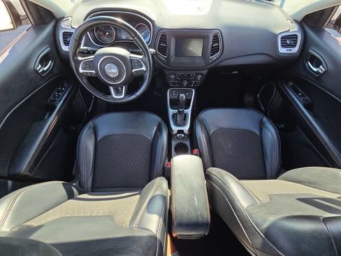 Used 2020 Jeep Compass Latitude FWD image 14