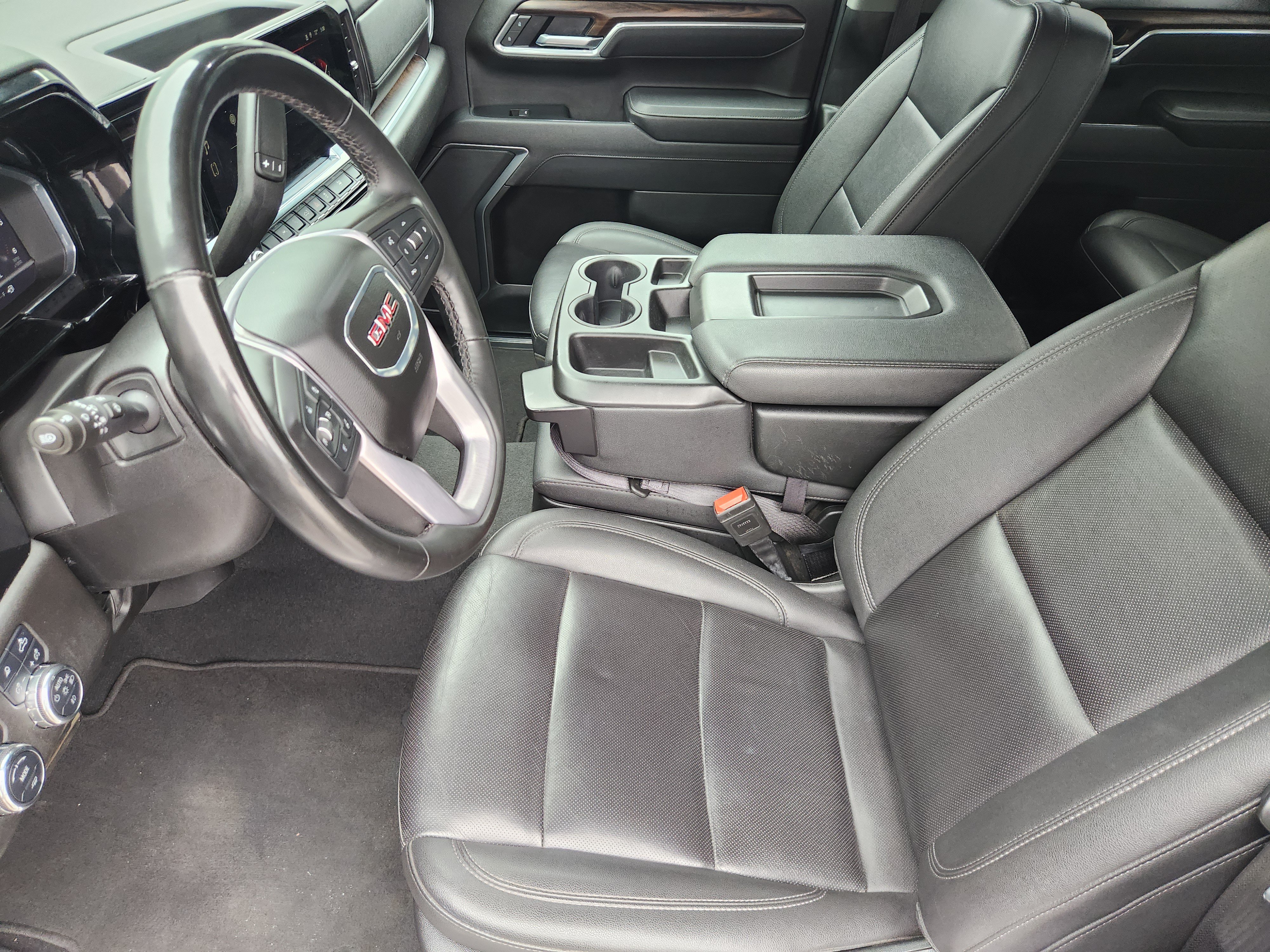 Used 2025 GMC Sierra 1500 SLT AWD/4WD image 15