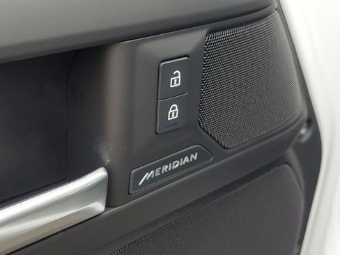 New 2026 Land Rover Defender 110 S image 13