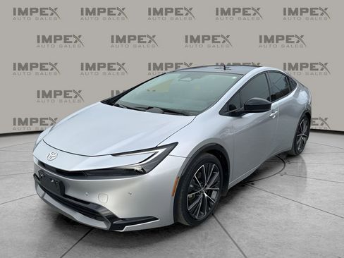 Used 2024 Toyota Prius Limited image 1