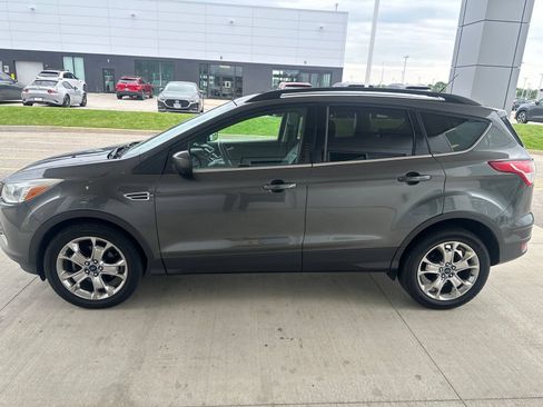 Used 2015 Ford Escape SE w/ Equipment Group 201A FWD image 1