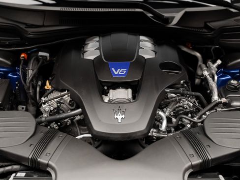 Used 2022 Maserati Ghibli Modena image 78