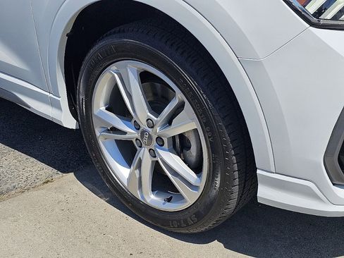 Used 2020 Audi Q3 2.0T Premium Plus w/ Premium Plus Package image 8