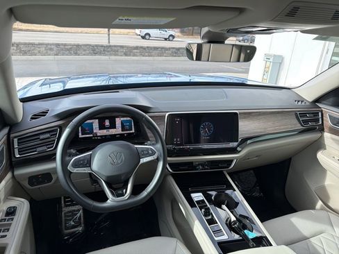 Certified 2025 Volkswagen Atlas SEL Premium R-Line image 15