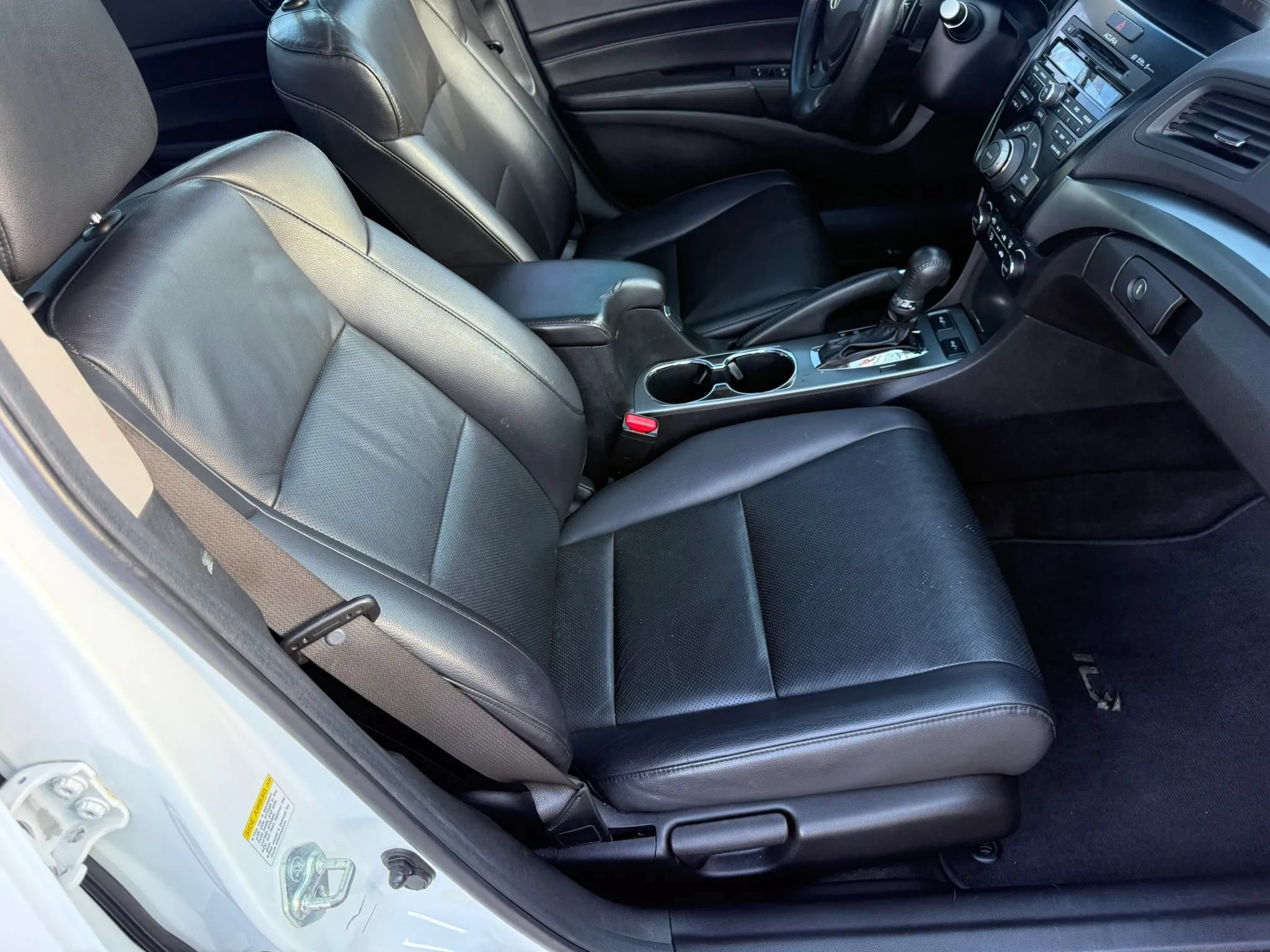 Used 2013 Acura ILX w/ Technology Package FWD image 22