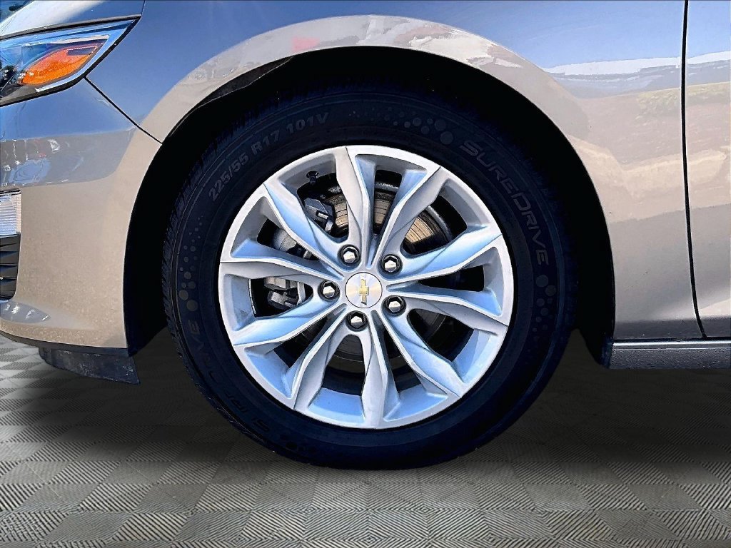 Used 2025 Chevrolet Malibu LT FWD image 7