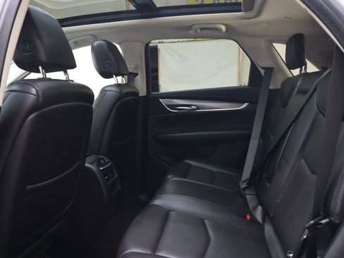 Used 2019 Cadillac XT5 Premium Luxury AWD/4WD image 15
