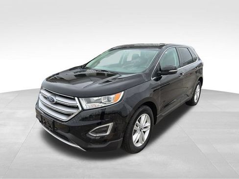 Used 2018 Ford Edge SEL w/ Equipment Group 201A AWD/4WD image 3