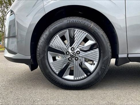 New 2025 Nissan Murano SL image 13