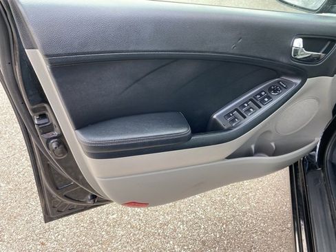 Used 2015 Kia Forte EX image 14