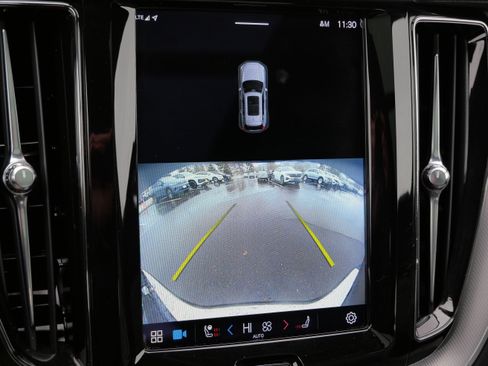 Used 2022 Volvo XC60 B6 R-Design w/ Advanced Package image 35