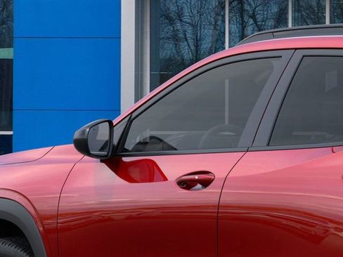 New 2026 Chevrolet Trax RS image 12