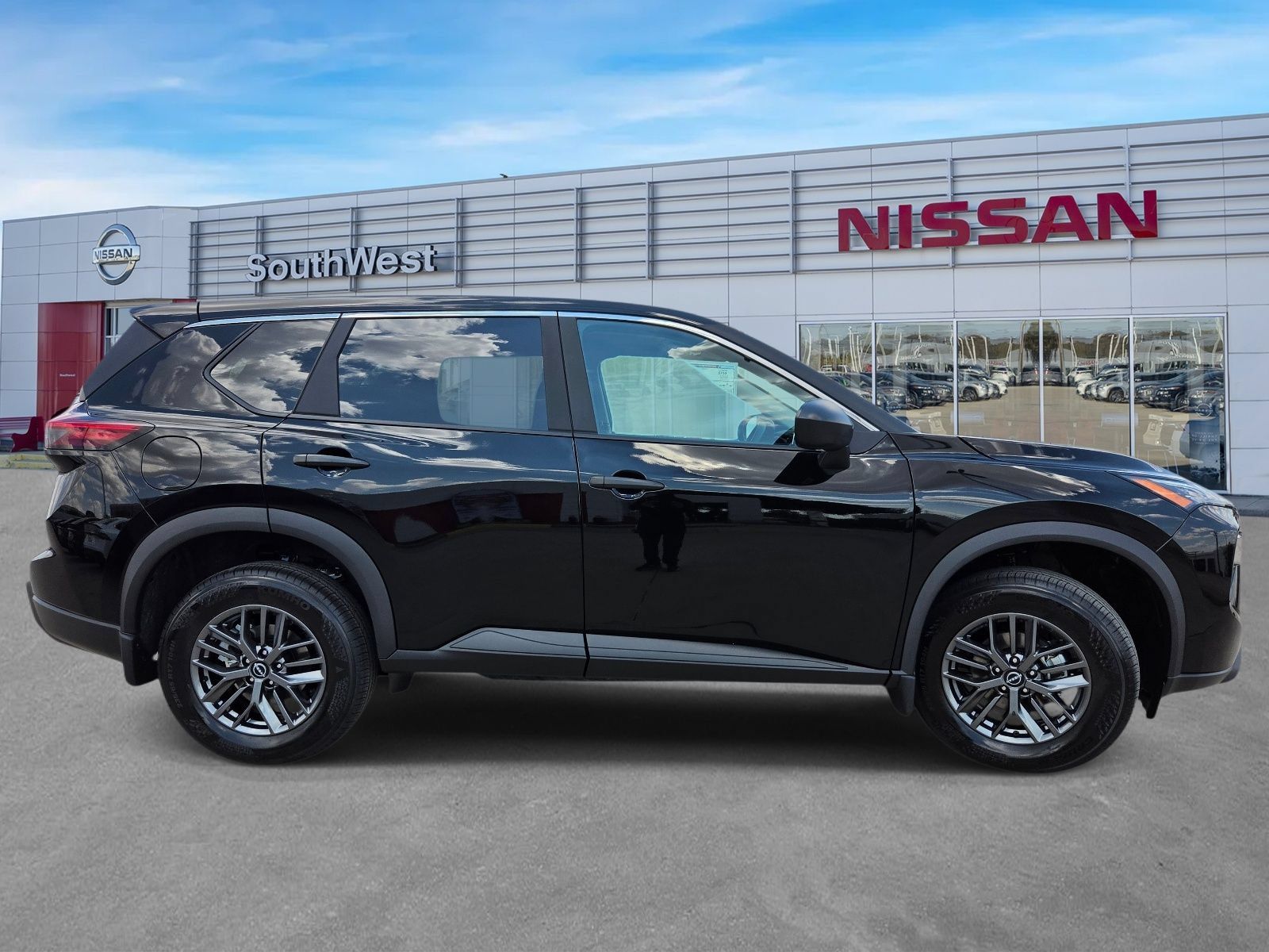 New 2026 Nissan Rogue S FWD image 4