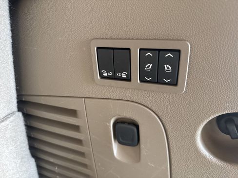 Used 2017 Chevrolet Tahoe Premier image 35