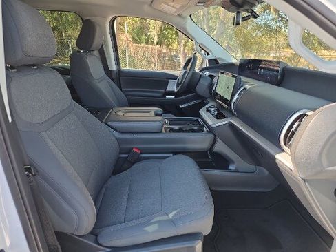 Certified 2025 Ford Expedition Max Active image 15