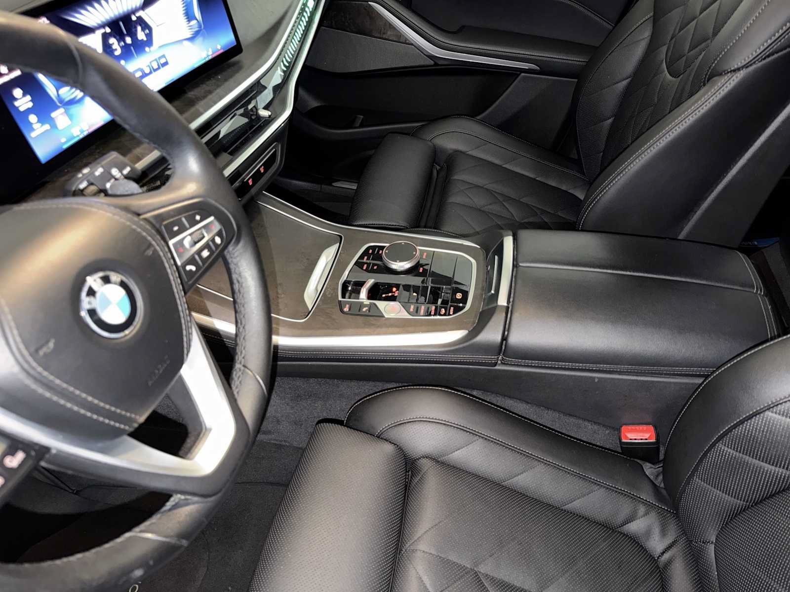 Used 2024 BMW X5 xDrive40i w/ Premium Package AWD/4WD image 19