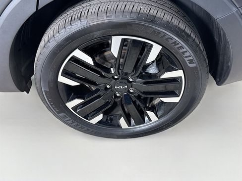 Used 2024 Kia Telluride SX Prestige AWD/4WD image 40