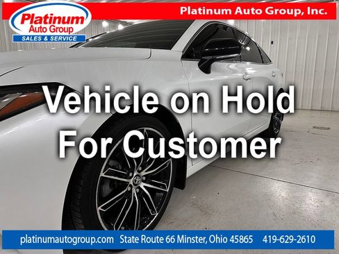 Used 2019 Toyota Avalon Touring FWD image 52