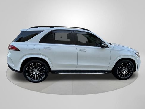 Used 2023 Mercedes-Benz GLE 450 4MATIC w/ AMG Line Exterior image 8