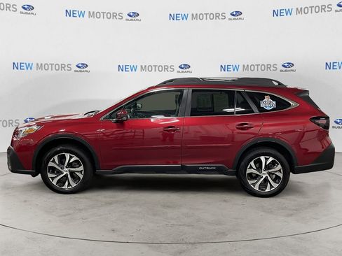 Certified 2022 Subaru Outback Limited XT image 2