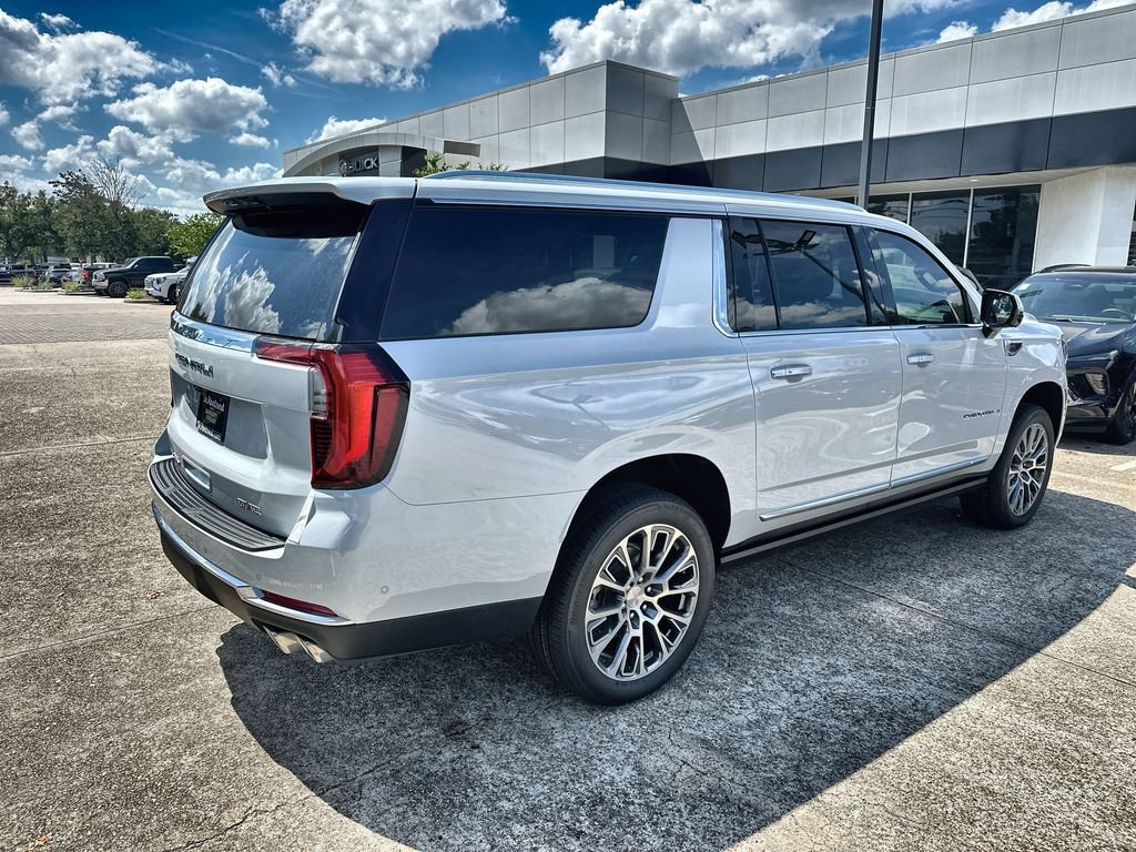 New 2026 GMC Yukon XL Denali w/ Denali Reserve Package AWD/4WD image 11