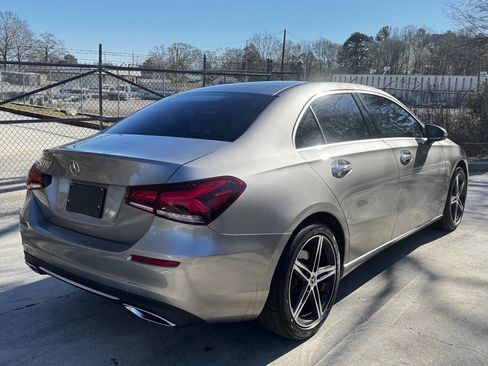 Used 2019 Mercedes-Benz A 220 image 3