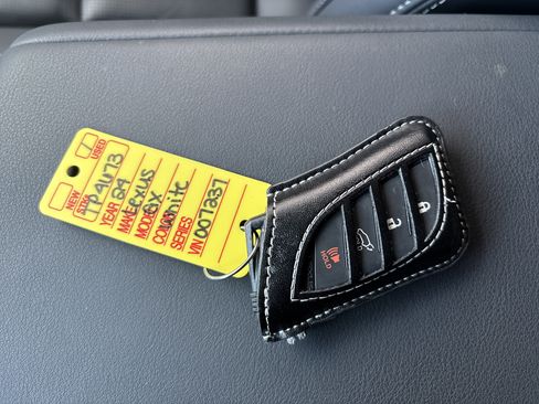 Used 2024 Lexus GX 550 w/ Accessory Package (2T) image 32