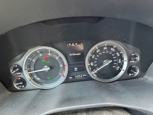 Used 2016 Toyota Land Cruiser w/ Four Season Floor Mat Package image 14