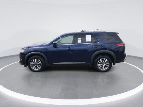 Certified 2023 Nissan Pathfinder SL AWD/4WD image 5