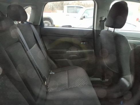 Used 2012 Mitsubishi Outlander Sport SE image 9