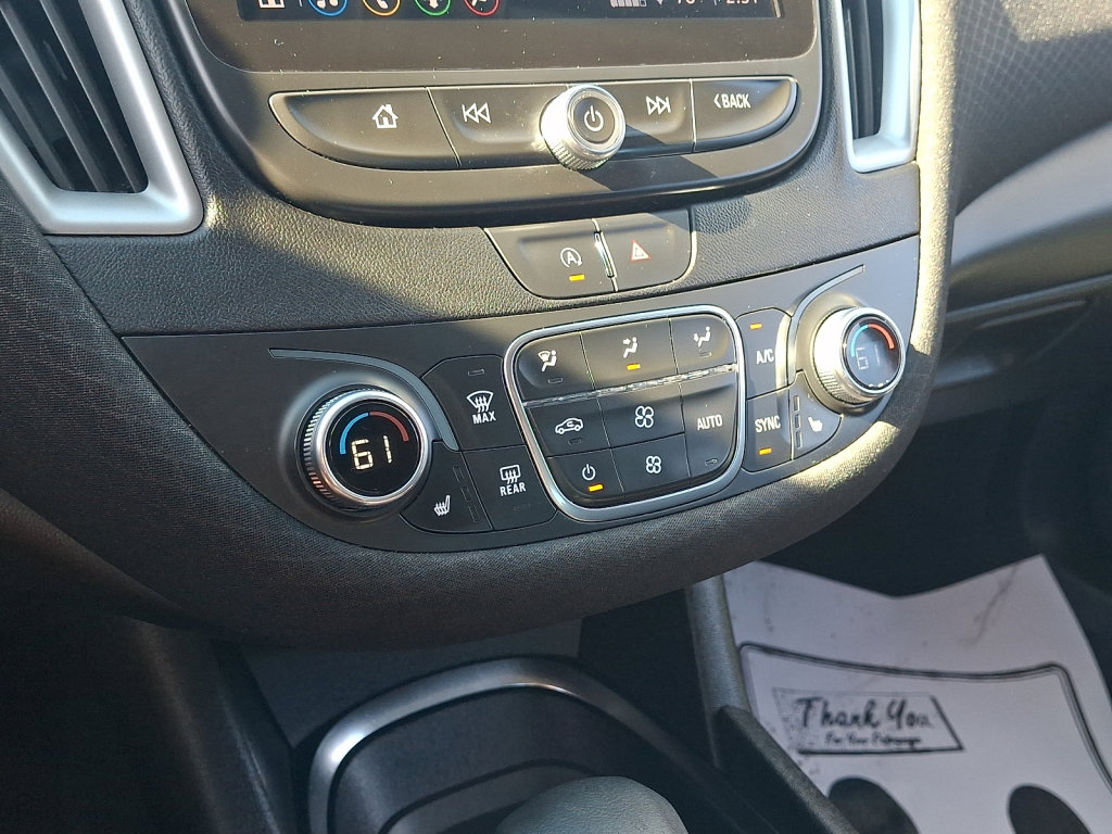 Used 2024 Chevrolet Malibu LT FWD image 33
