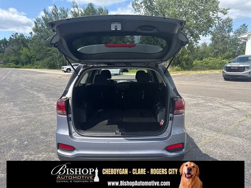 Used 2020 Kia Sorento LX FWD image 18