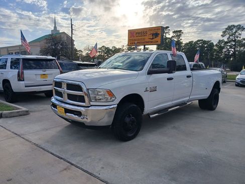 Used 2018 RAM 3500 Tradesman w/ Chrome Appearance Group image 1