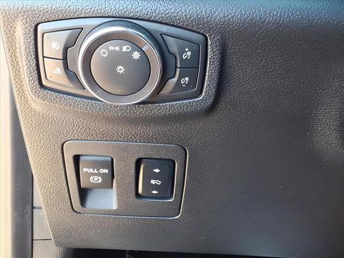 Used 2018 Ford F150 XLT w/ Equipment Group 301A Mid image 13