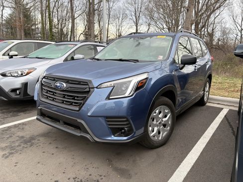 Certified 2023 Subaru Forester image 3