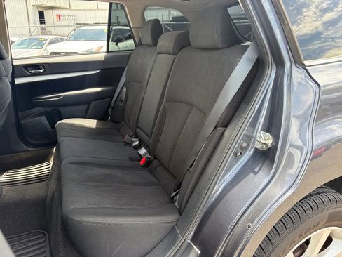 Used 2014 Subaru Outback 2.5i Premium w/ Moonroof Package AWD/4WD image 11