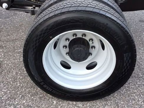 New 2026 Ford F550 4x4 Crew Cab Super Duty image 9