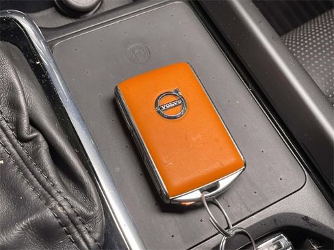 Used 2021 Volvo XC60 T5 Inscription w/ Protection Package Premier image 36