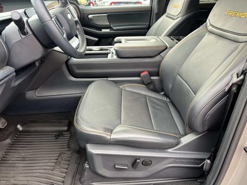 Used 2026 Ford Expedition Tremor AWD/4WD image 19