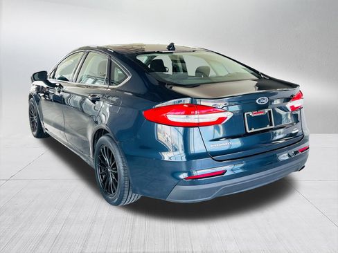 Used 2020 Ford Fusion SE image 8