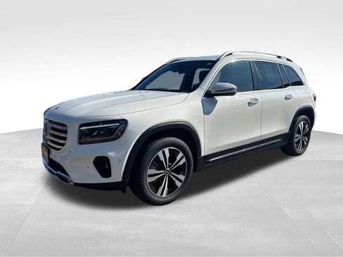 Used 2024 Mercedes-Benz GLB 250 image 1