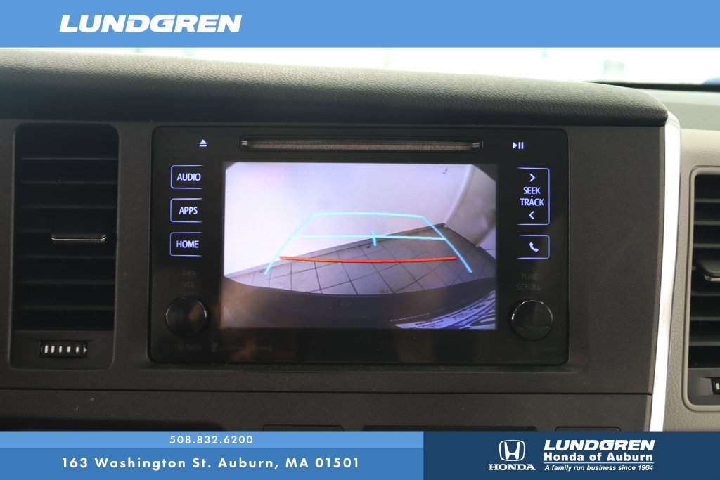 Used 2017 Toyota Sienna LE AWD/4WD image 22