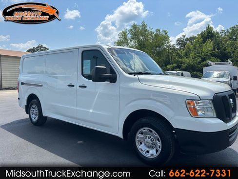 Used 2020 Nissan NV 2500 SV RWD image 1