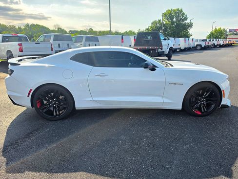 Used 2021 Chevrolet Camaro SS w/ Redline Edition RWD image 8