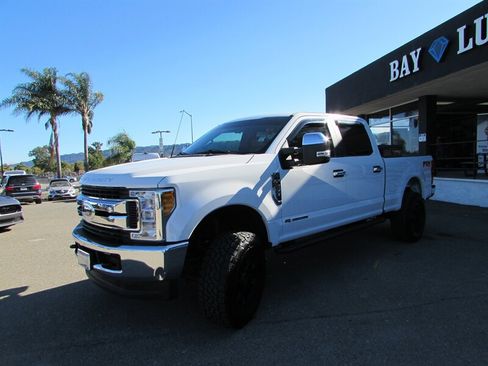 Used 2017 Ford F250 XL w/ STX Appearance Package AWD/4WD image 3