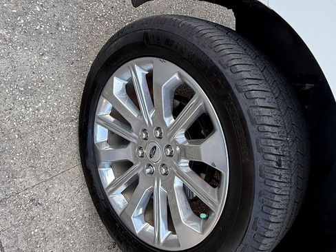 Used 2023 Ford F150 Limited AWD/4WD image 10