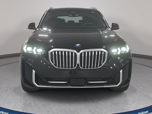 Used 2025 BMW X5 xDrive40i w/ Parking Assistance Package AWD/4WD image 2