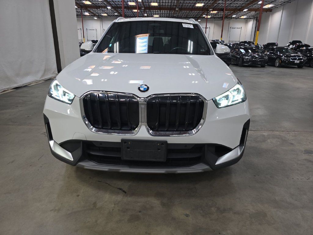 Used 2023 BMW X1 xDrive28i w/ Convenience Package AWD/4WD image 7